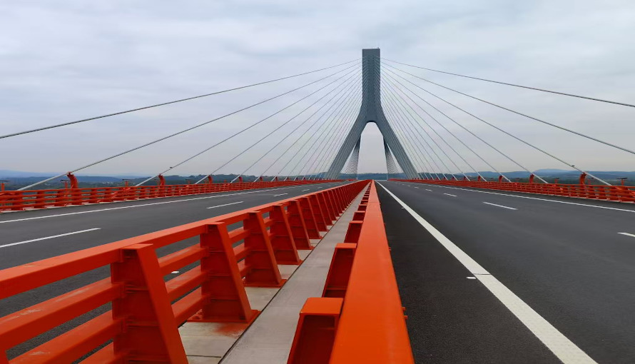 贵州全网担保网助力青洲柳江特大桥通车、东营黄河公铁大桥合龙